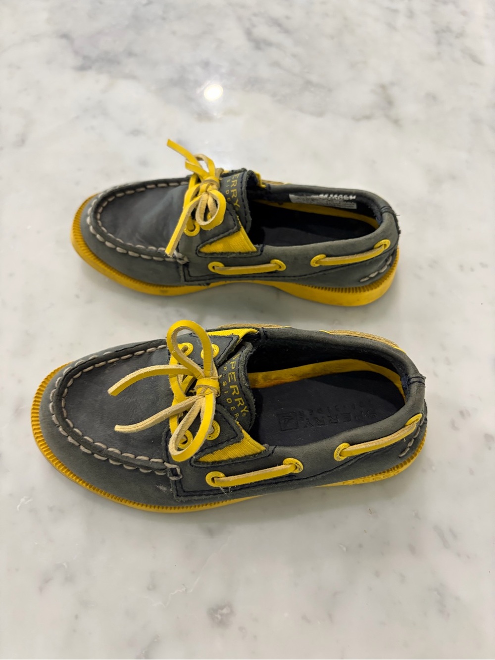 Sperry Kids Gray and Yellow Moccasin Boat Shoes size 8.5